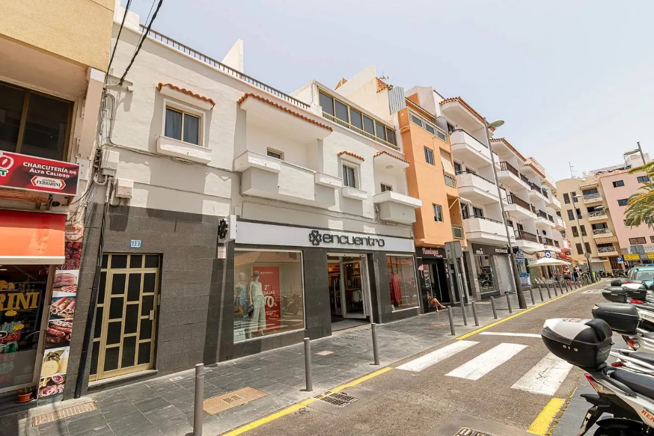 Apartamentos En El Centro De Los Cristianos Arona  0*, Arona (Tenerife)
