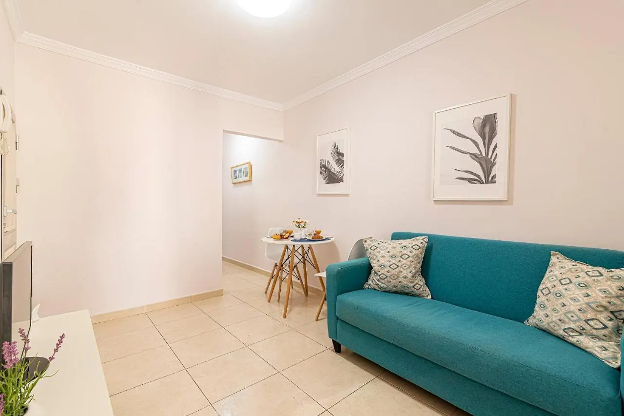 Apartamentos En El Centro De Los Cristianos Arona  Apartment
