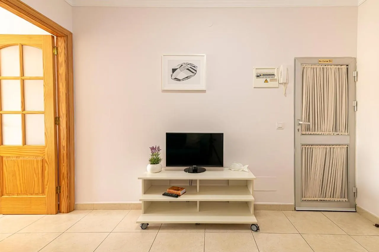 Apartamentos En El Centro De Los Cristianos Arona  Spain