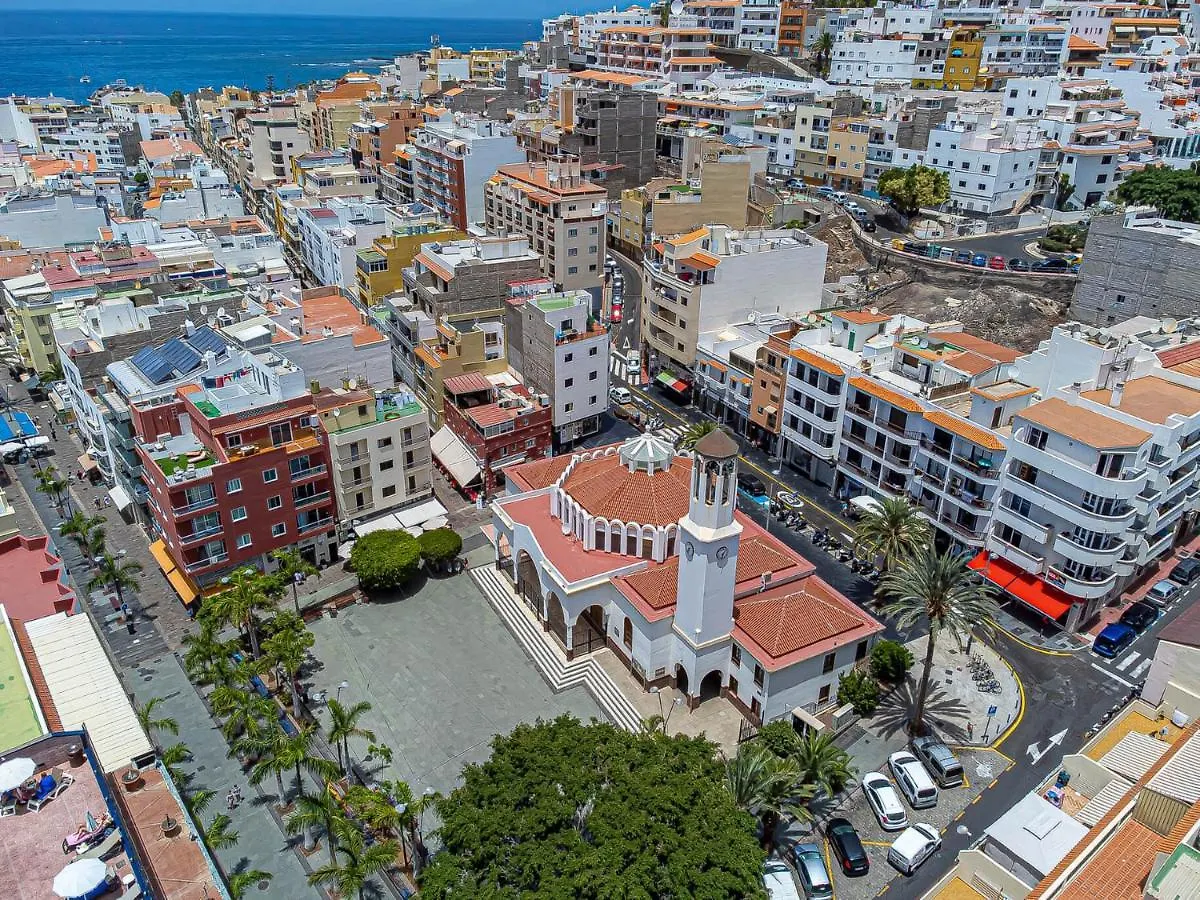 Apartamentos En El Centro De Los Cristianos Arona  Arona (Tenerife)